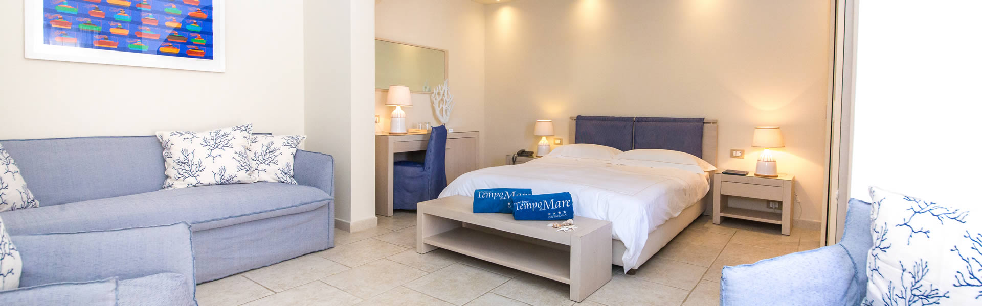 The Plus suites, more spacious than the Family suites, are the ideal place to spend a family holiday in a magical island.